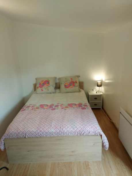 קסטרה Studio Au Calme Wifi 600M Centre Ville Parking Gratuit Devant מראה חיצוני תמונה